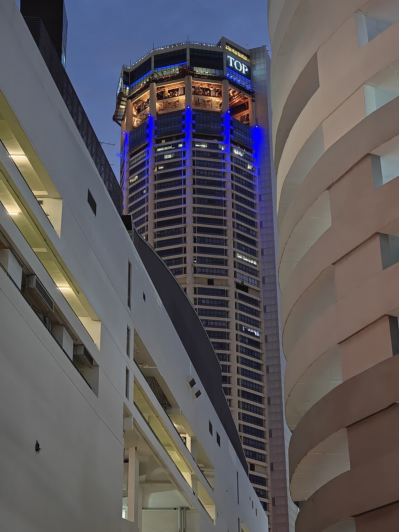 光大大厦(KOMTAR)观景台 参考图 1